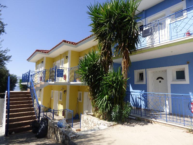 Milos Studios Lourdata  Exterior photo