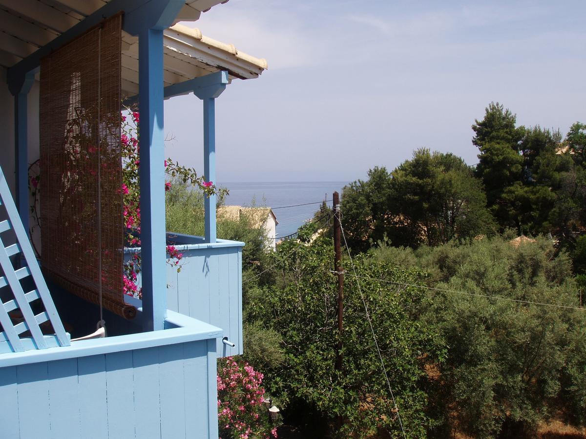 Milos Studios Lourdata  Exterior photo